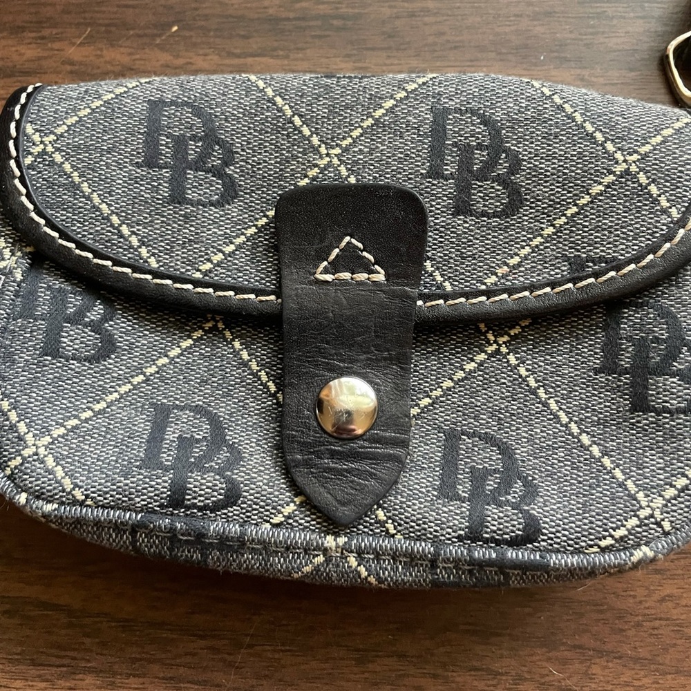 Dooney and Bourke wristlet